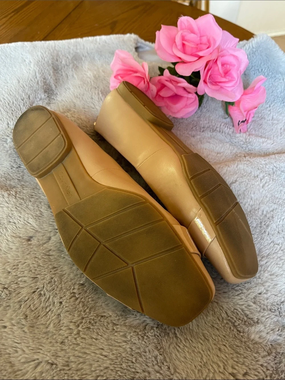 Calvin Klein Beige Patent Leather Ballet Flats with Gold Logo Accent